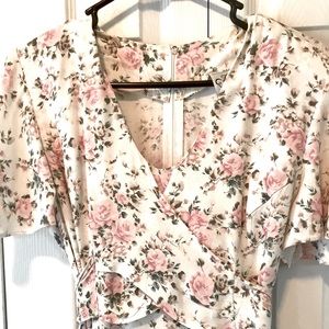 90s En Focus floral dress